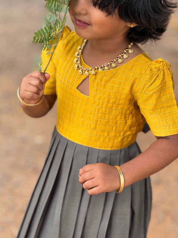 Poovizhi - Mustard Bottle Green - SKA-2907